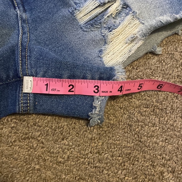 Kendall + Kylie High-rise Shorts - Picture 6 of 9